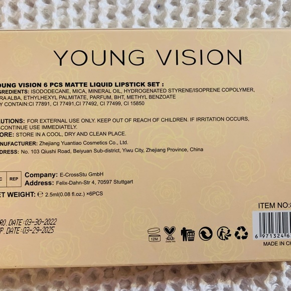 Young Vision Matte Liquid Lipstick Set - Picture 4 of 4